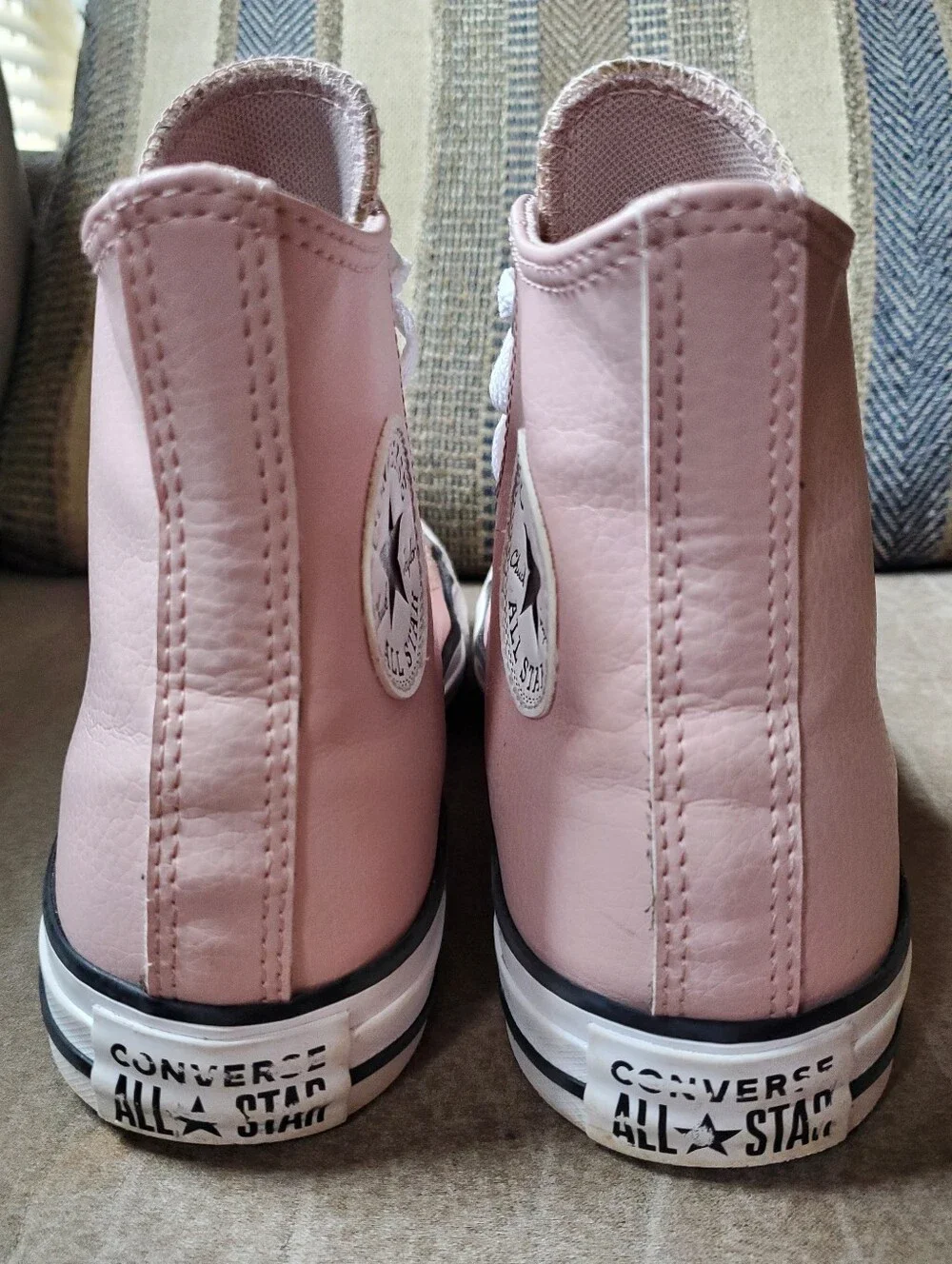 Converse Chuck AllStar HighTops Donut Frosting Pink Leather Rare Sample Release